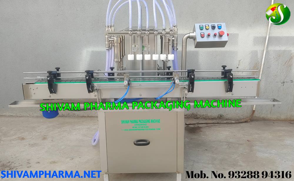 Close-up of the syringe filling and stoppering mechanism